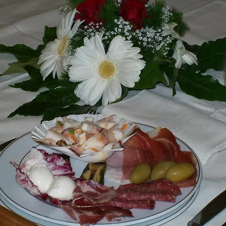 Hotel Villa Laura-3